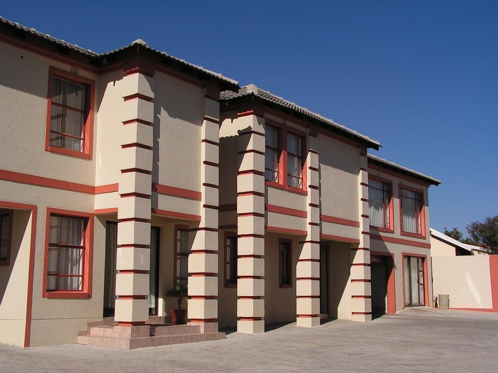 Moshitametsi Guesthouse Kempton Park Exterior foto